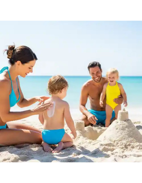 LATTE SOLARE BAMBINI VISO E CORPO SPF50+ 200 ML LATTE SOLARE BAMBINI VISO E CORPO SPF50+ 200 ML
